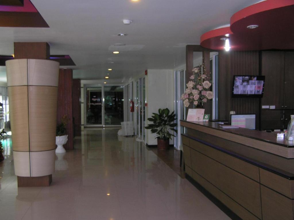 The Impress Khonkaen Hotel Khon Kaen Bagian luar foto